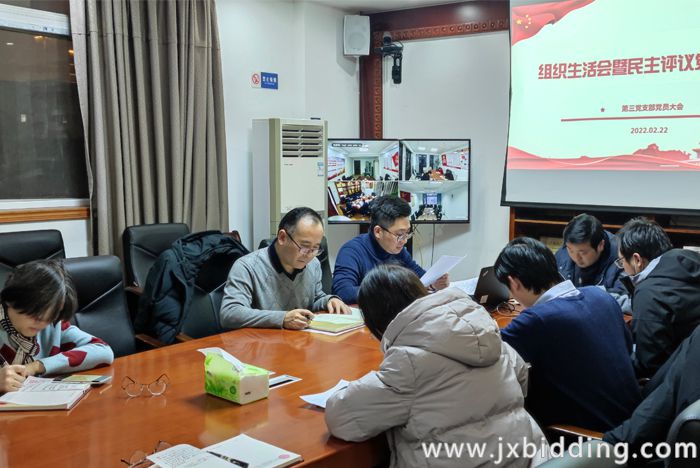 ed226f51cd15ffcdebaf443253aa1126.jpg
